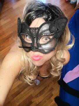 Public Photo of la_mely