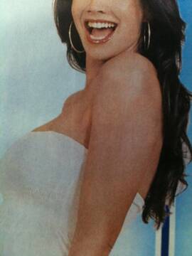 Public Photo of prettywomen